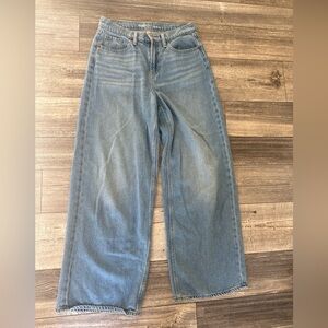 Old Navy Women’s High Rise Baggy Wide Leg Jeans Size 4 Drapey Denim